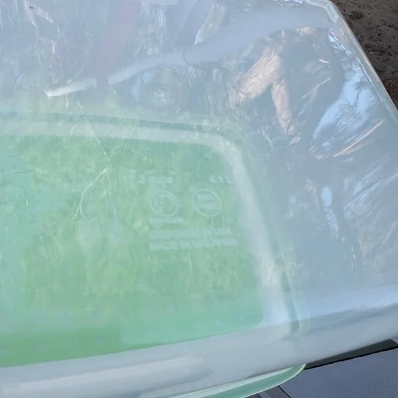 Set 2 Rubbermaid Fresh Works Produce Savers Vegetables Storage Bins Refrigerator - Picture 15 of 15